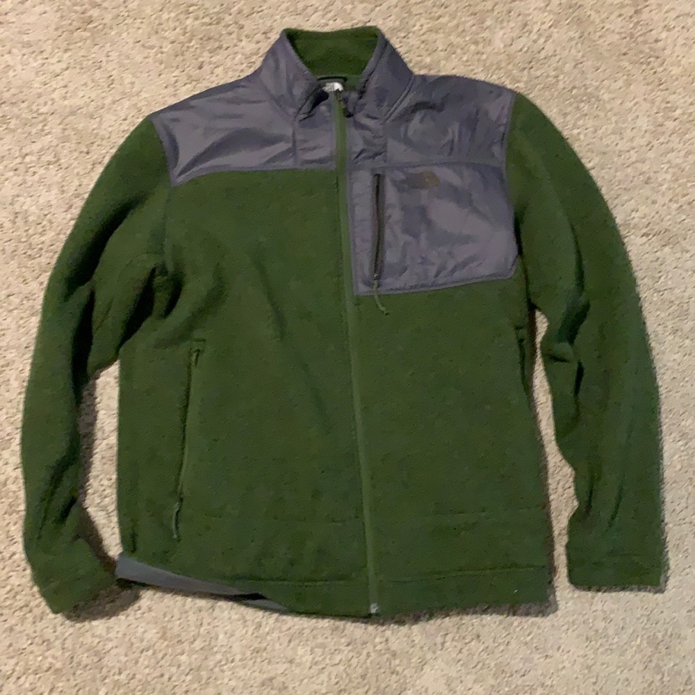 Men’s North Face Fleece Jacket